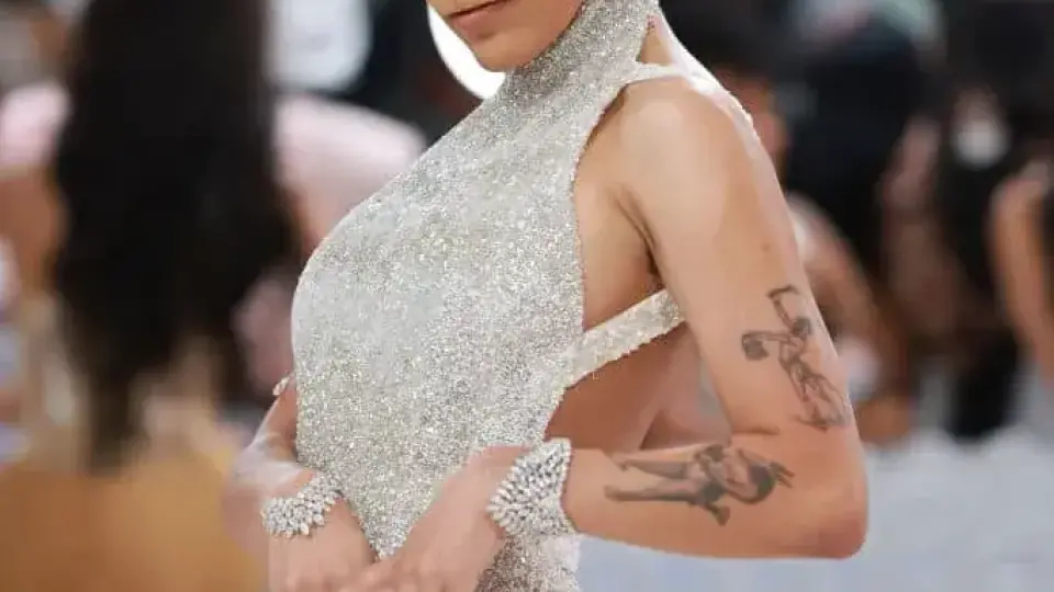 Met Gala 2023: Бели котки, черни нотки и екстравагантност в стил Лагерфелд