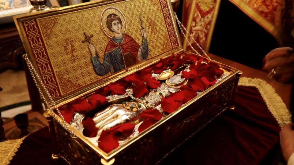 Частица от мощите на Свети Георги пристигна у нас