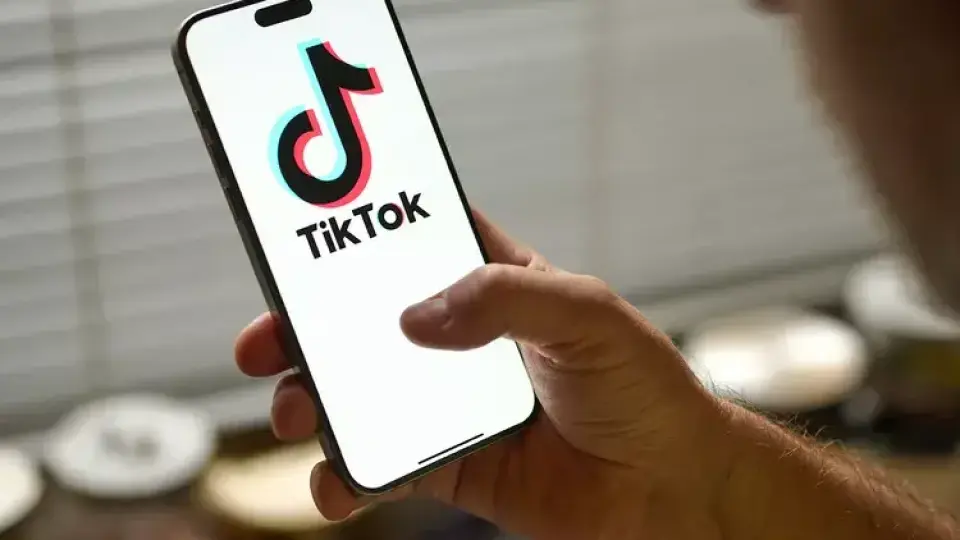 Европейската комисия обвинява TikTok за нарушаване на правилата за онлайн съдържание