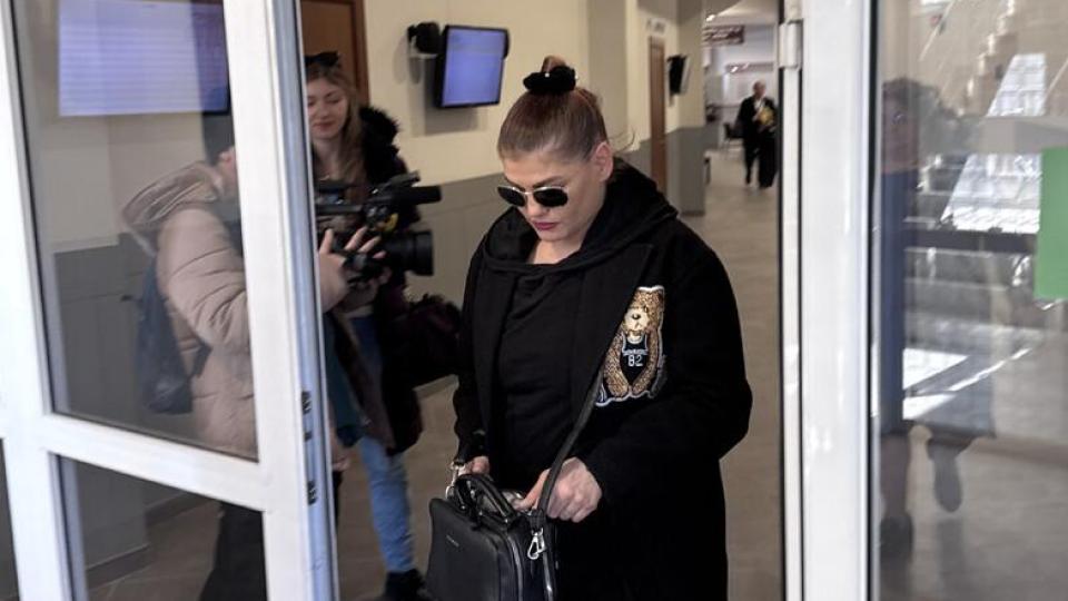 Жана Бергендорф се замеси в нападение с пистолет, задържаха я