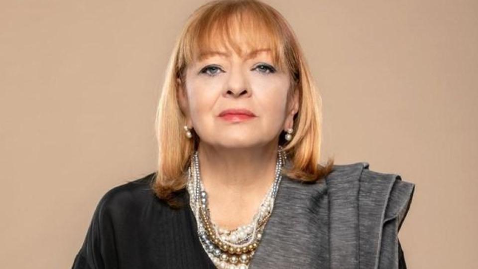 Богдана Карадочева: Елегантността както в живота, така и в музиката, вече я няма