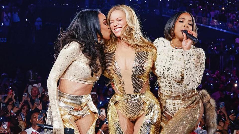Destiny's Child се събраха отново, закривайки турнето на Бионсе