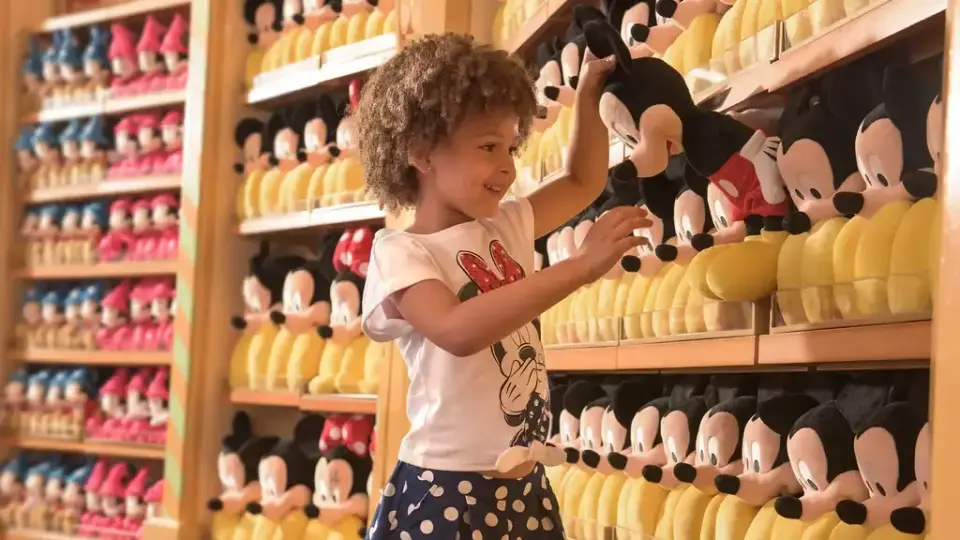 Продукти на Disney са донесли над 300 милиарда долара печалба за 2024 г.