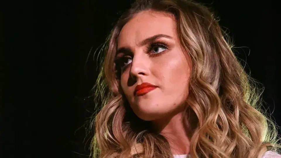 Пери Едуардс от Little Mix разкри, че е загубила бебето си в напреднала бременност