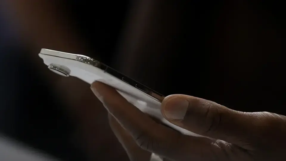 Apple представи новите модели iPhone: Какви са спецификите им?