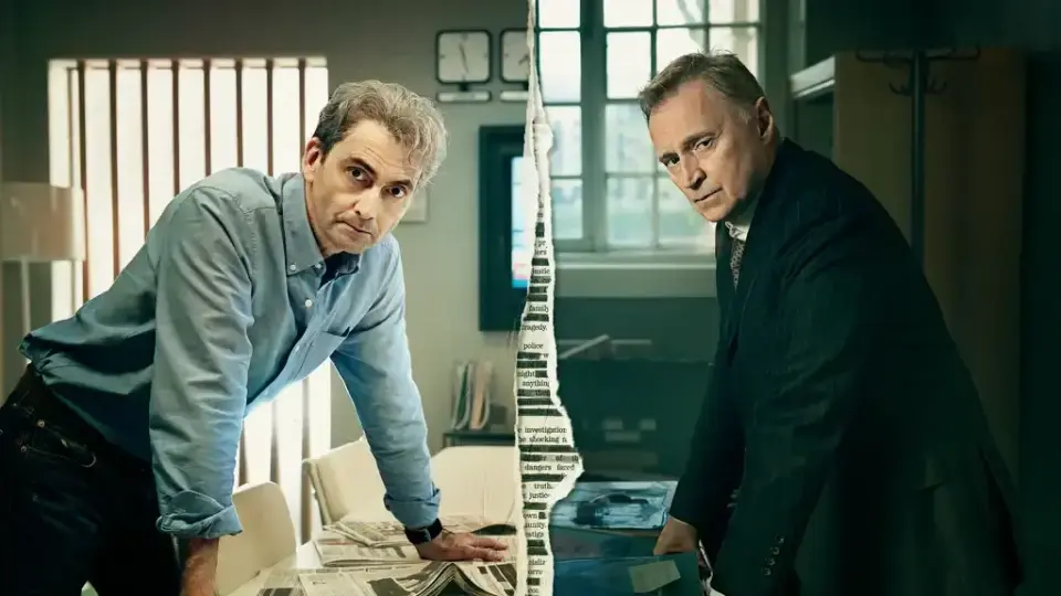Авторът на „Adolescence“ с нов сериал по истинска история за журналистически скандал в Англия