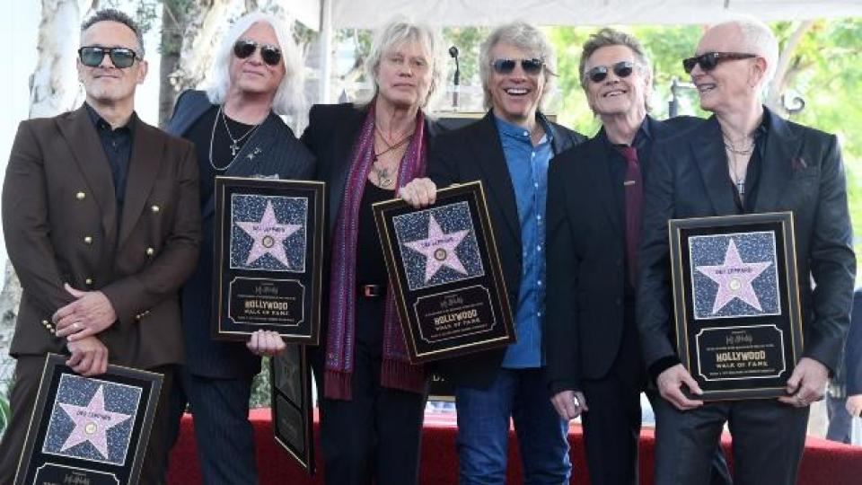 Def Leppard получиха звезда на Алеята на славата в Холивуд