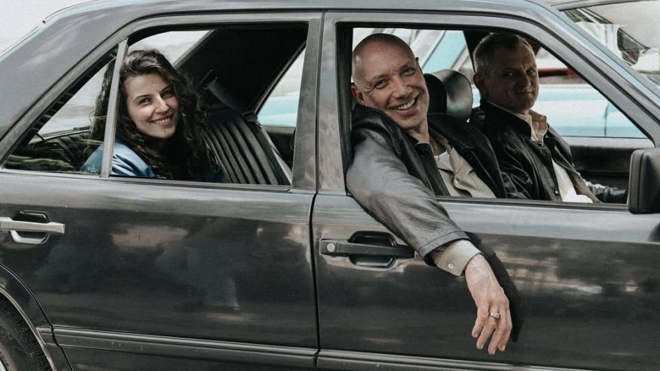 „България, Amore Mio“ – мрачните 90-те през призмата на цветния италиански хумор