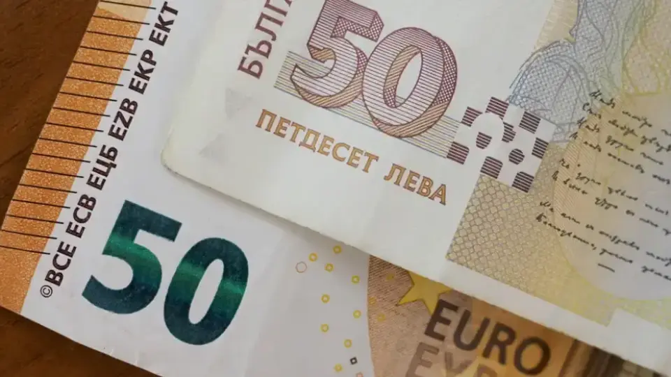 Revolut прекратява обслужването на левови сметки още на 17 декември