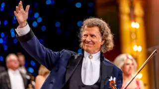 Мария Бакалова влиза в главната роля в новия научнофантастичен трилър ,,Override”