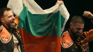 Писателят Лоран Мовиние получи наградата "Гонкур" за романа си "Празната къща"