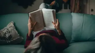 Какво представлява библиотерапията и какви са ползите за читателите? (СПИСЪК С КНИГИ)