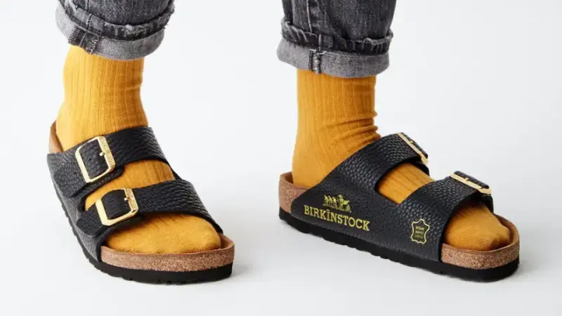 Обсипани с диаманти, злато и метеорит: Кои са най-скъпите обувки, създавани някога?