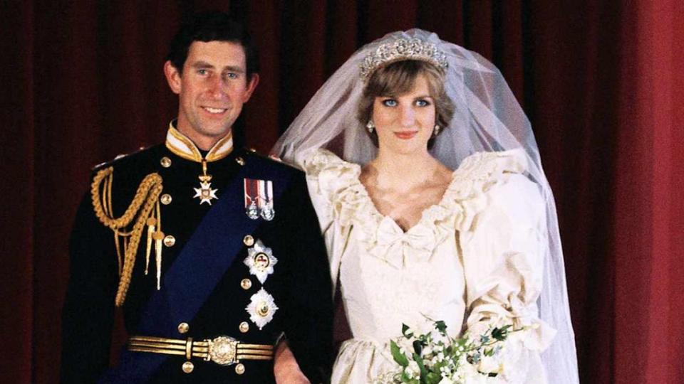 Рядко шампанско от сватбата на лейди Даяна и принц Чарлз отива на търг в Дания