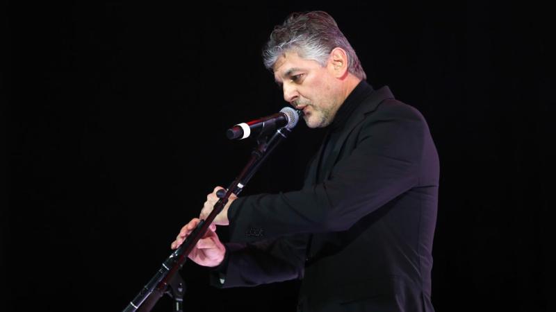 Изпълнение на симфоничен оркестър с участието на „Теодосий Спасов фолклорен квинтет” с рекорд на Гинес