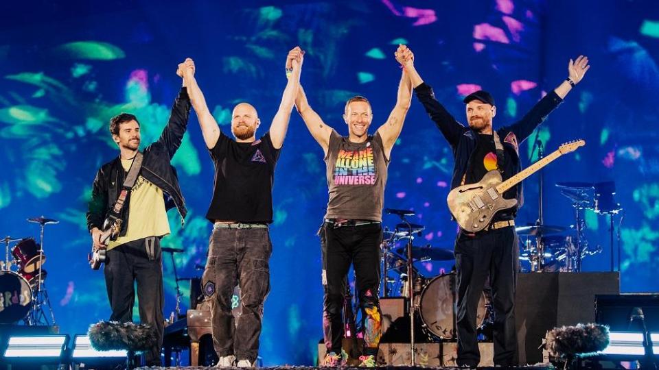 Coldplay поставят рекорд по продадени билети за концерти