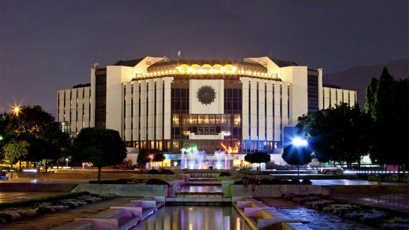 Празничен новогодишен концерт открива честванията по повод 45-ата годишнина на НДК