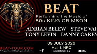 Изложба на дворцови артефакти се открива в Париж едва седмици след обира в Лувъра