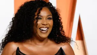 Съдия свали обвиненията срещу певицата Лизо за дискриминация над подчинени