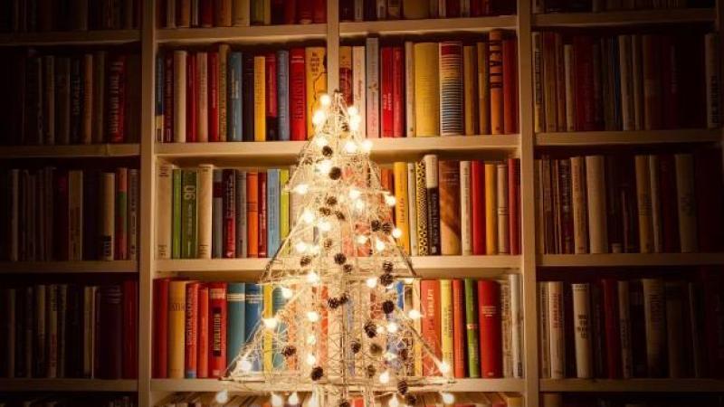 Кои книги да изберете за подарък на някого, когото не познавате?