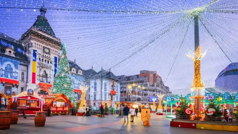 Удължават коледния базар в Крайова с още една седмица