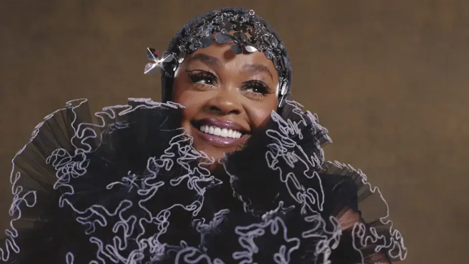 R&B певицата Jill Scott се завръща с нов албум след повече от десетилетие