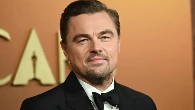 Леонардо ди Каприо не получи лично „Пустинна палма“ заради авиотрафика след военната операция във Венецуела