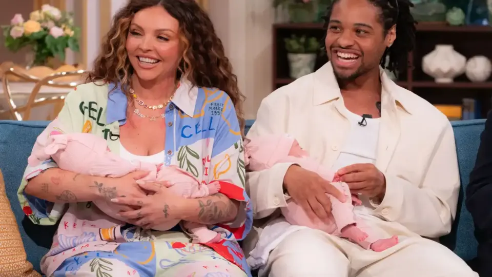 Джеси Нелсън от Little Mix разкри, че дъщерите ѝ са диагностицирани с тежко мускулно заболяване