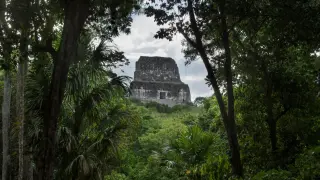 Руши представя новия си студиен албум „3 дни чудеса“ през февруари