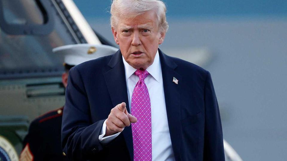 Тръмп си е купил облигации в Netflix и Warner Bros. след новината за сделката между компаниите