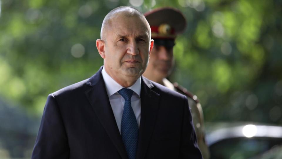 Румен Радев с обръщение към нацията: Ще подаде ли оставка?