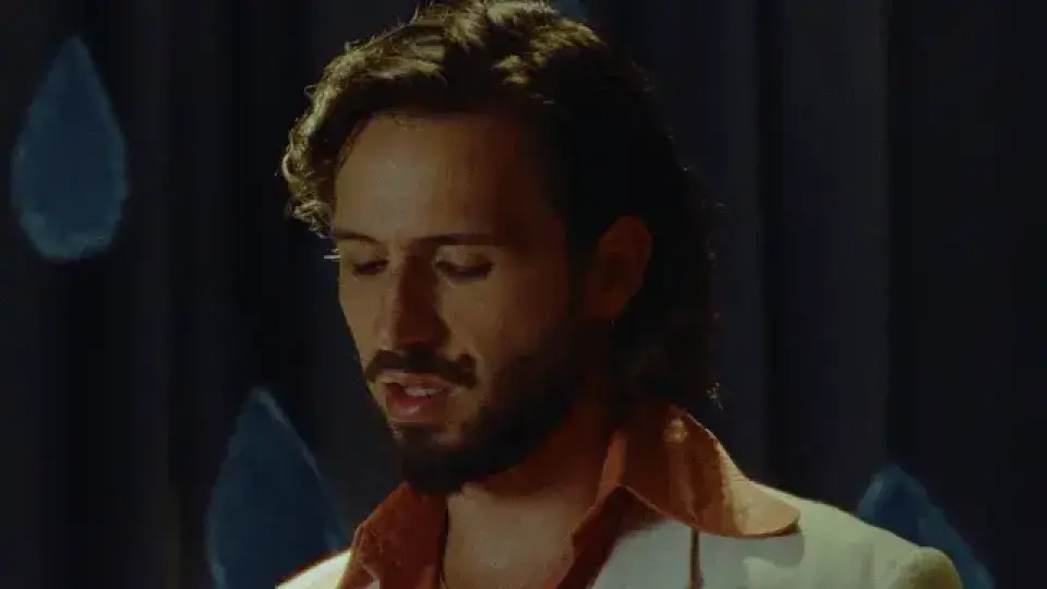 Папи Ханс и истините, които изплуват „Ако случайно завали“