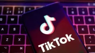 Сделката за TikTok вече е факт: 7 души ще управляват новото предприятиe
