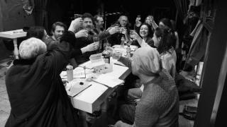 Любими актьори и световни фигуристи поставят спектакъл, вдъхновен от Христо Фотев