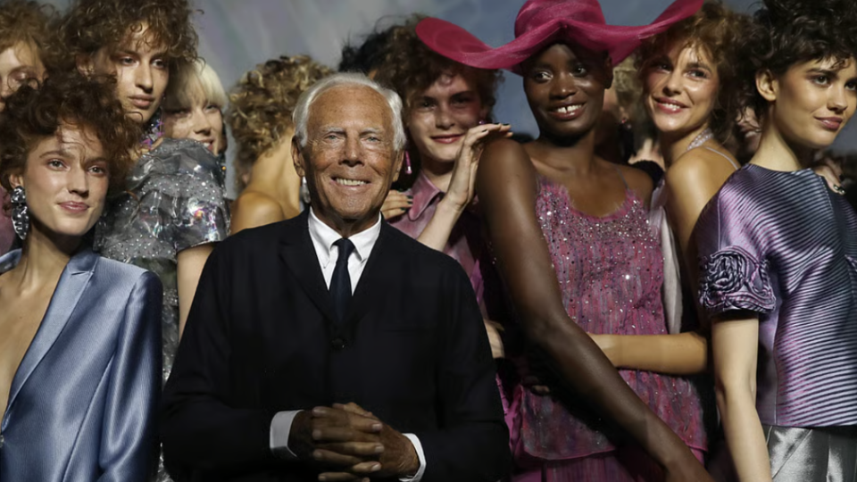 Сценаристът на „Момиче за милиони“ Боби Мореско ще режисира биографичния филм за Джорджо Армани