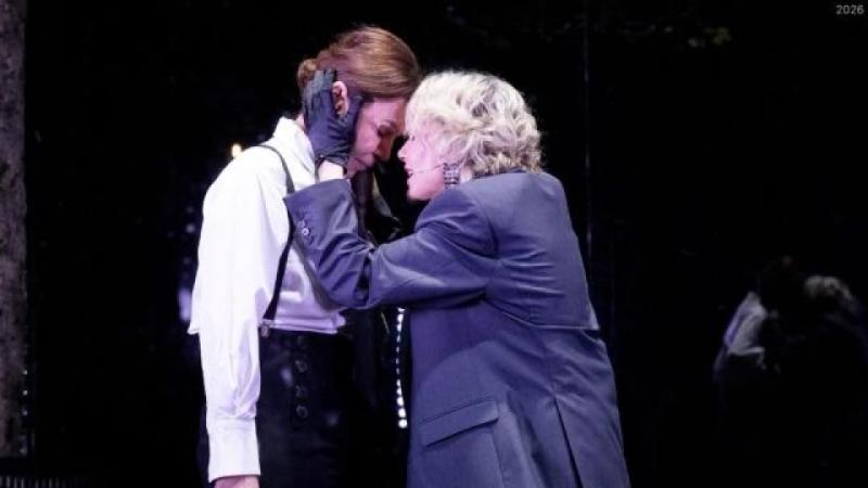 „Албион” - „градината”, където почива скръбта и се ражда животът