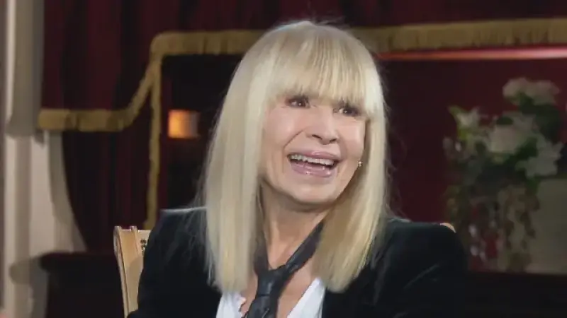 Лили Иванова ще пее пред храма „Св. Александър Невски“ на 2 септември