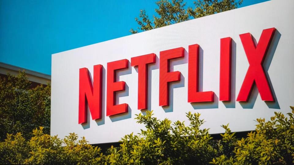 Германски актьори бойкотират Netflix, защото иска да използва гласовете им за обучение на AI