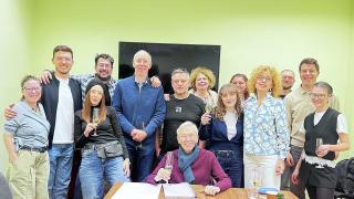 Започнаха репетициите на „Шум зад кулисите“ в Сатирата