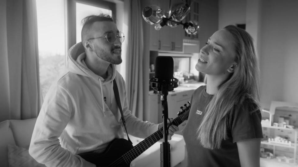 Джулия Бочева и Ниньо представят дуетен кавър на песента от „Революция Z“