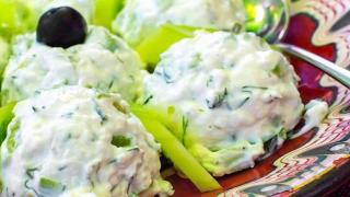 Салатата „Снежанка” е най-харесваното ястие с краставица в света