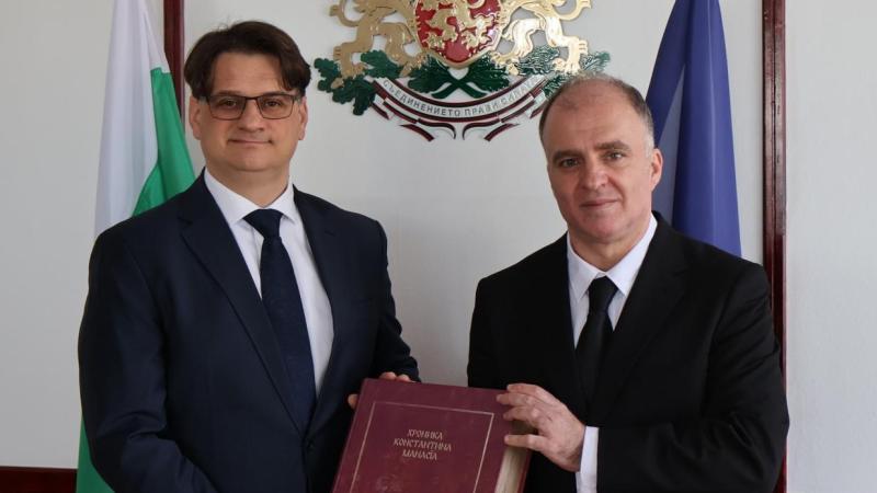 Найден Тодоров пое поста министър на културата: Ще работим хората отново да повярват