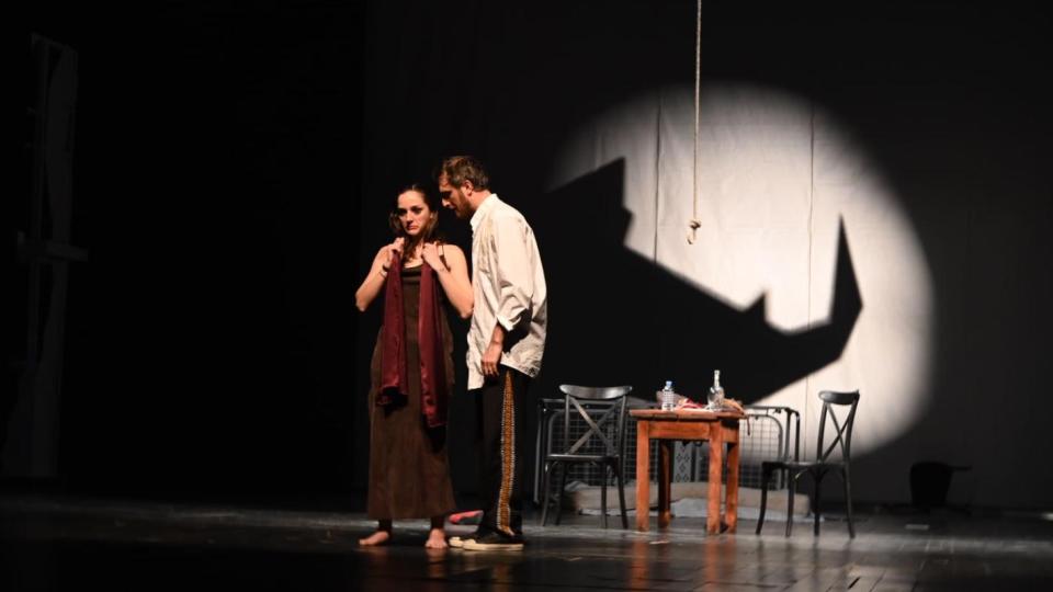 Спектакълът на Васил Василев „Носорози“ открива „Сцена без граници“ в Народния