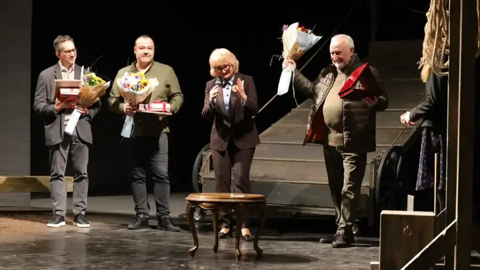 Варненският драматичен театър отбеляза 105 години и връчи наградите „Златна маска“