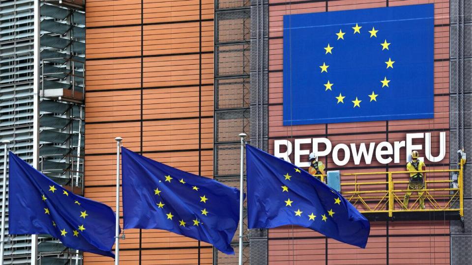 Напрежение в културния сектор: Близо 600 организации и общини са засегнати от забавените плащания по ПВУ