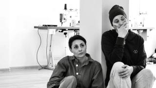 Постановката ,,Пукнатини“ на Оля Стоянова ще гостува в театър ,,Възраждане“