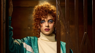 Алена Вергова разказва в новата си песен колко „Още“ ни предстои да бъдем щастливи