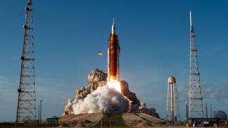 Астронавтите от „Артемис II“ ще загубят връзка със Земята за 40 минути: Какво ги очаква?