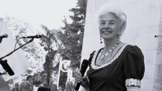 Почина народната певица Янка Рупкина