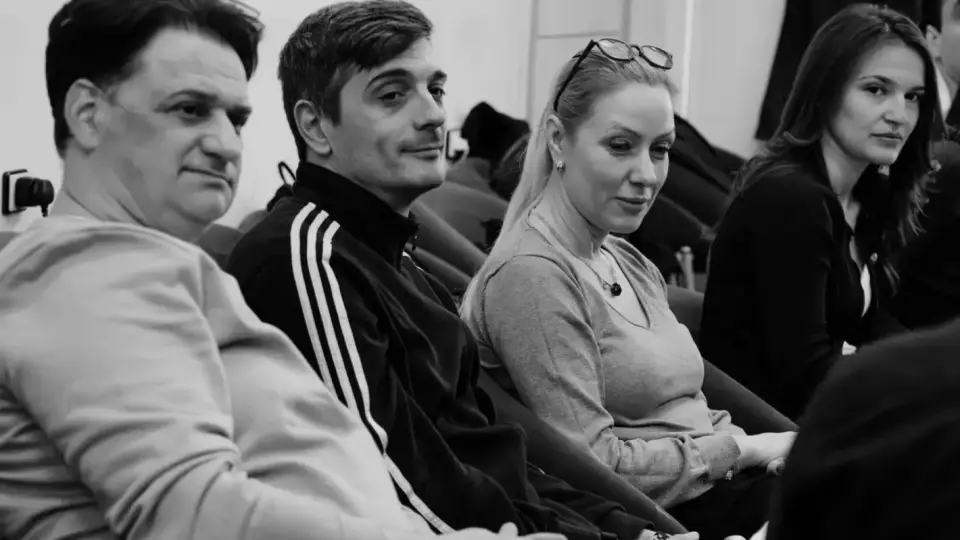 Мариан Бачев оглавява актьорския състав на „Куршуми над Бродуей“ в Русенския театър